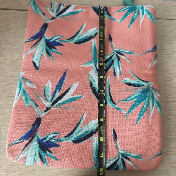 RACHEL PALLY | Anthropologie | Paradise Mint Reversible Foldover Envelope Clutch - Picture 2 of 10